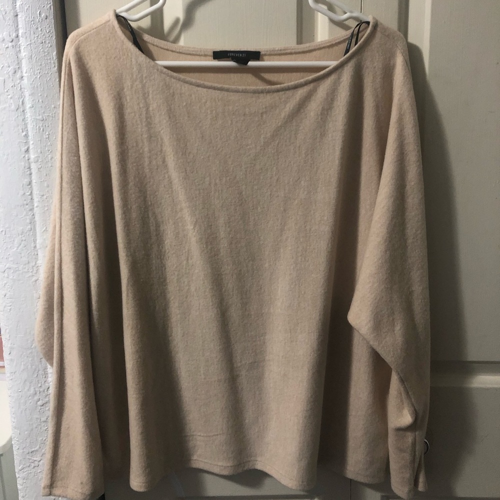 Forever 21! Soft Cream Color Longsleeve